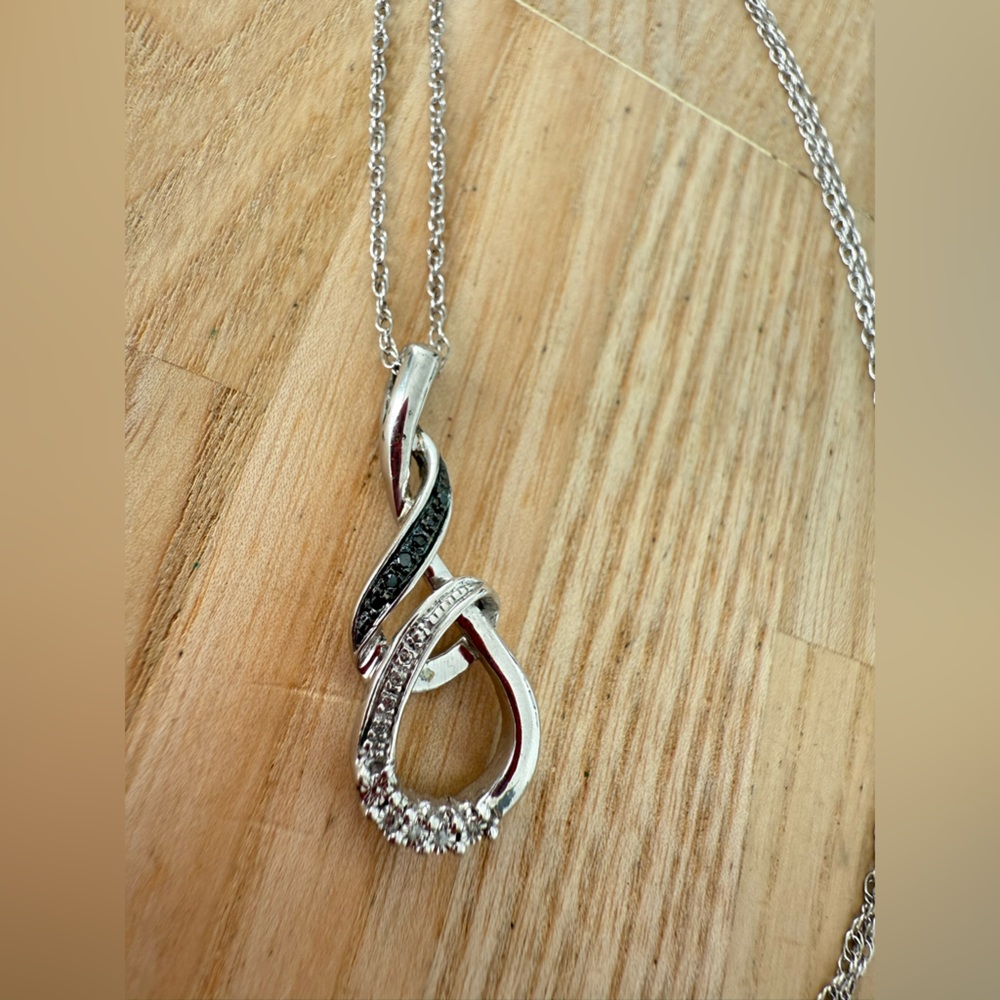 925 Sterling silver diamond pendant necklace